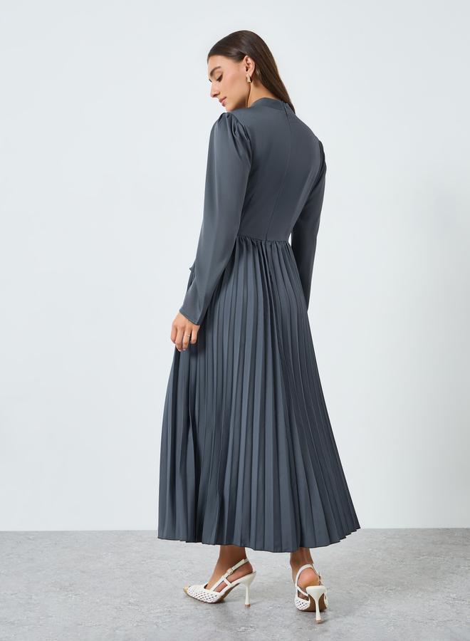 ستايلي فستان ميدي بأكمام طويلة وبليسيه - Image 5